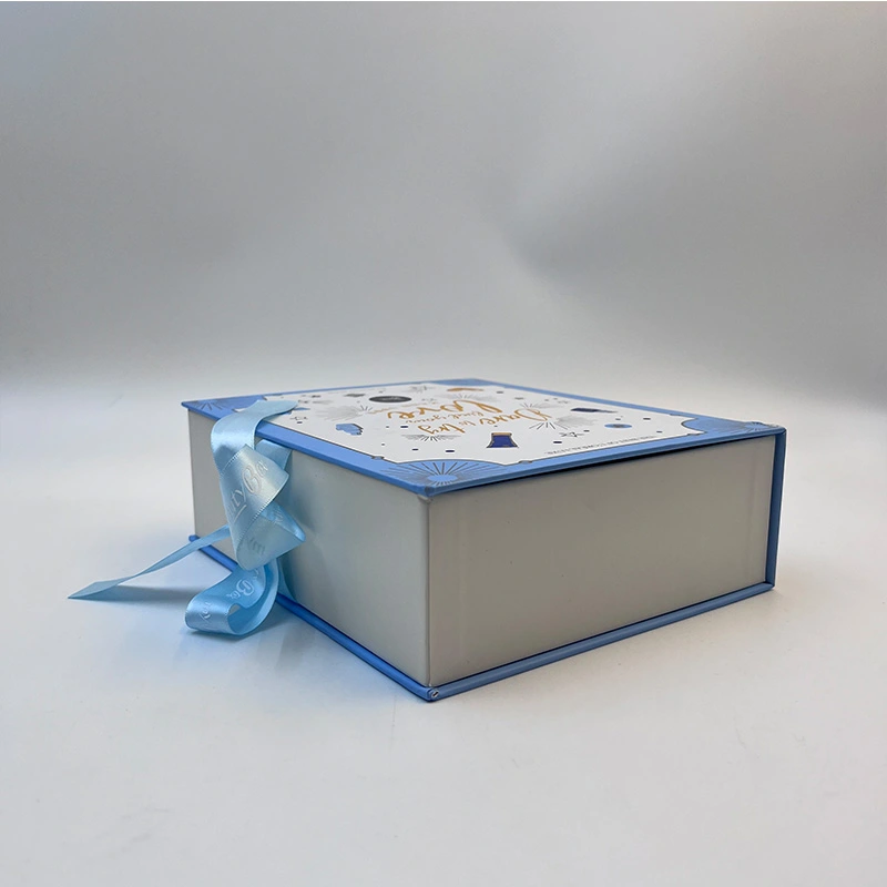 small makeup box